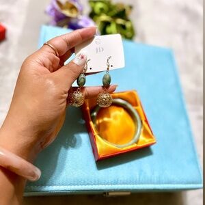 Elegant Green Stone Bangle Jewelry set